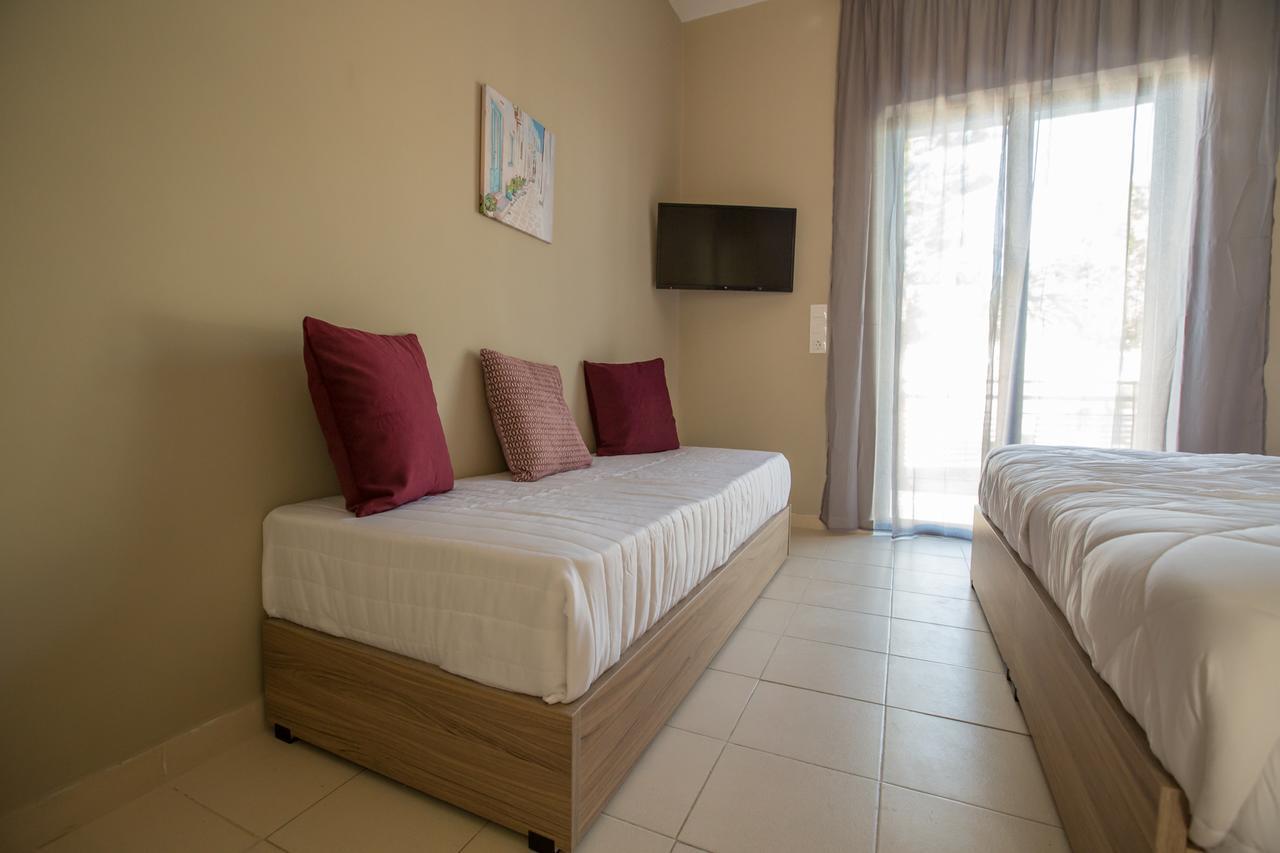 Ilaeira Rooms Argassi Exterior foto